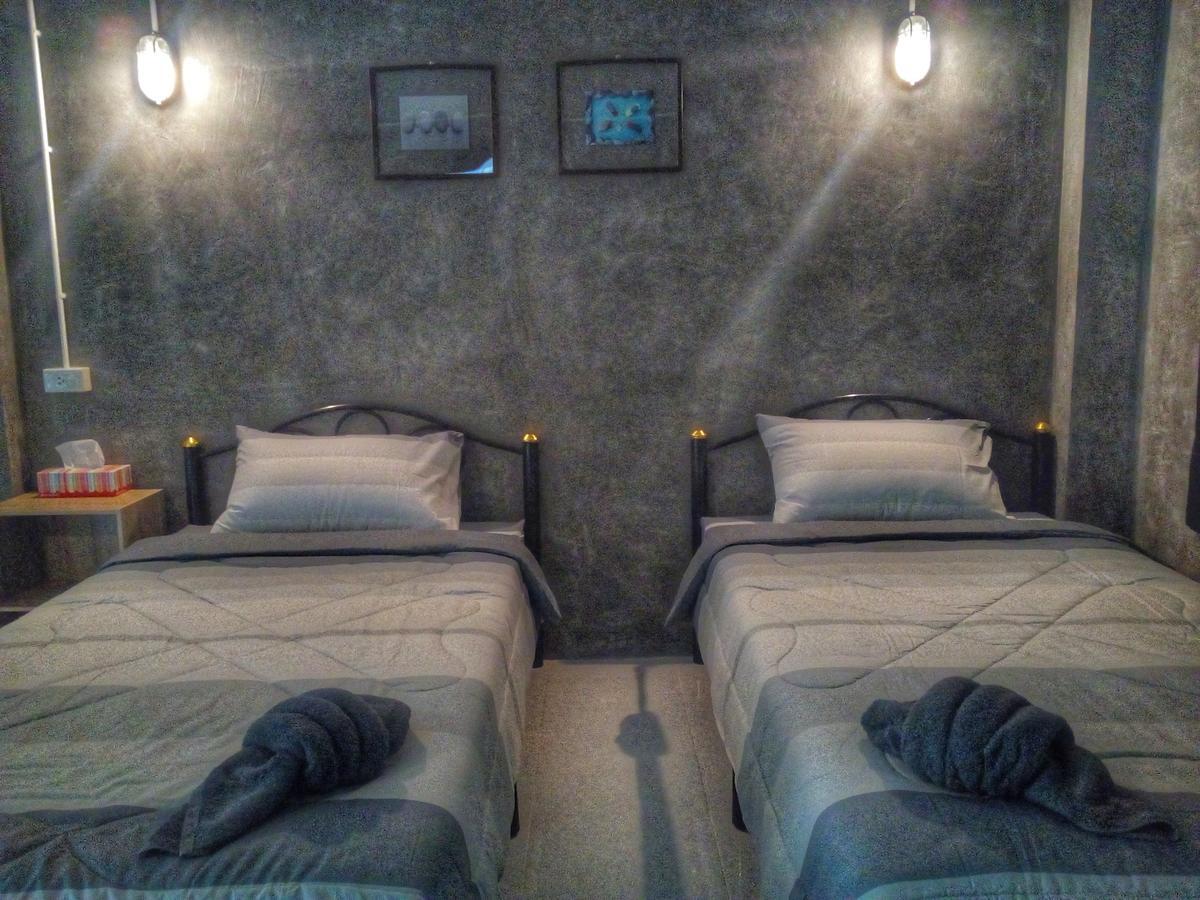 Готель 4Hearts Loft House Сурат-Тхані Екстер'єр фото