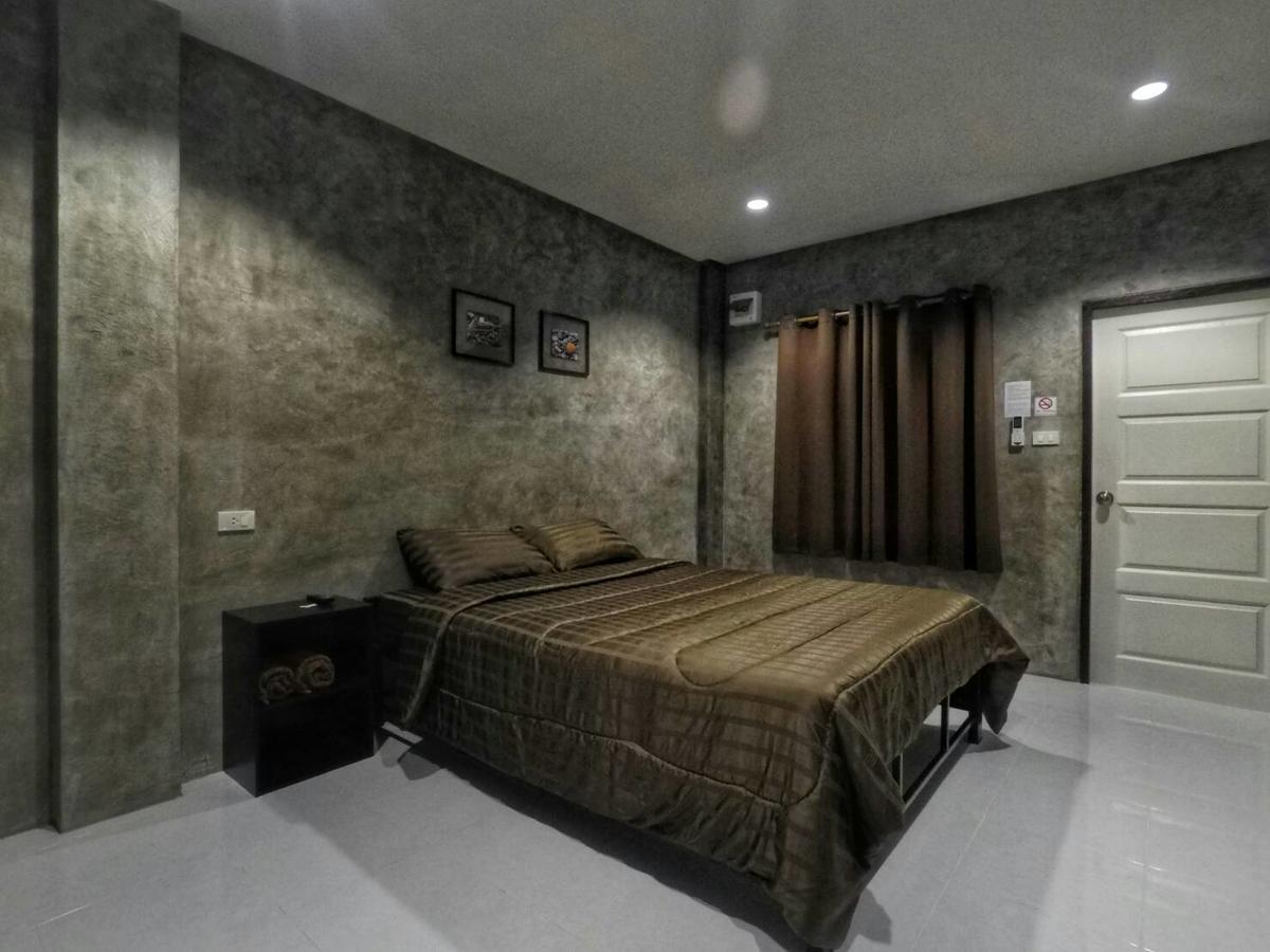 Готель 4Hearts Loft House Сурат-Тхані Екстер'єр фото